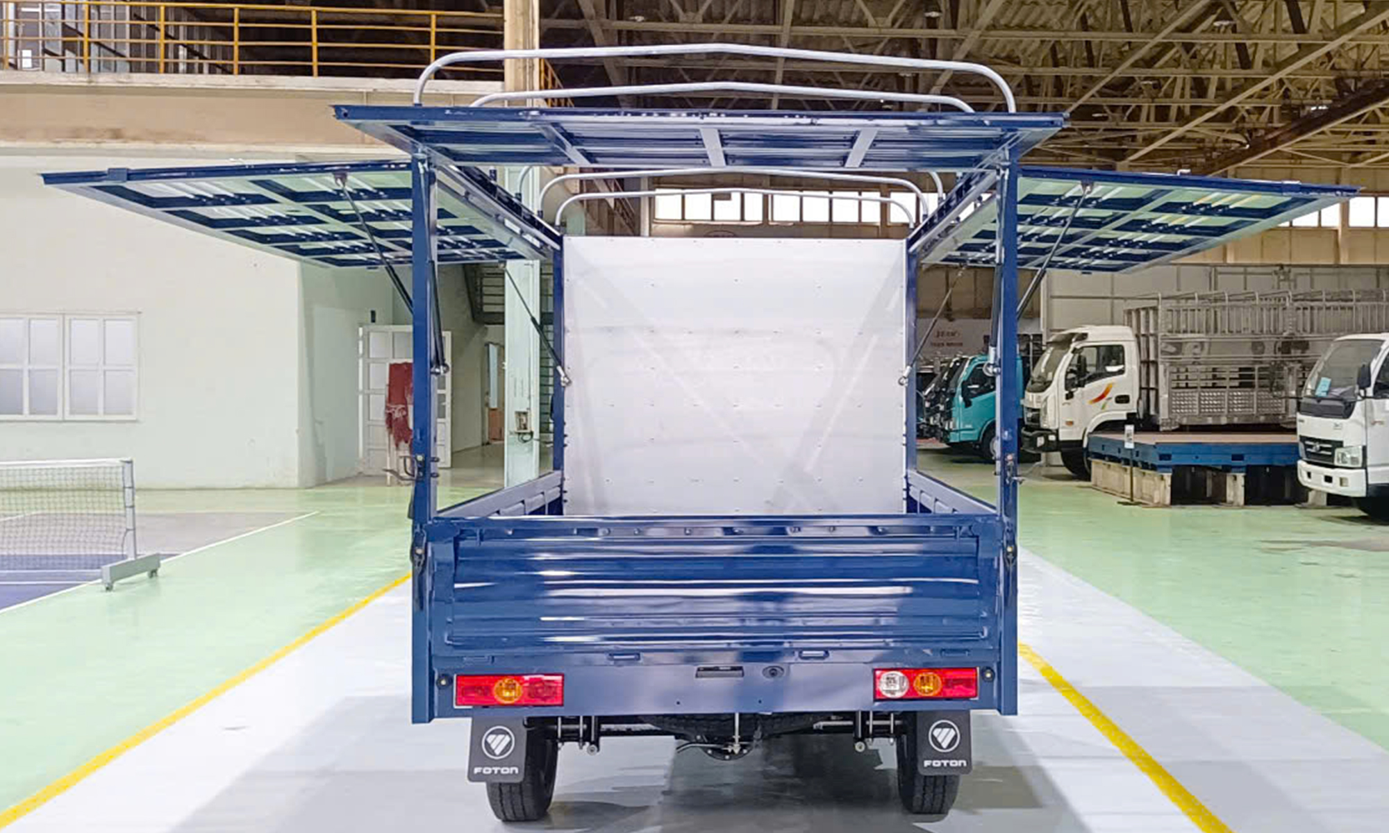 Xe tải Foton T25 tải trọng 990 Kg cánh chim