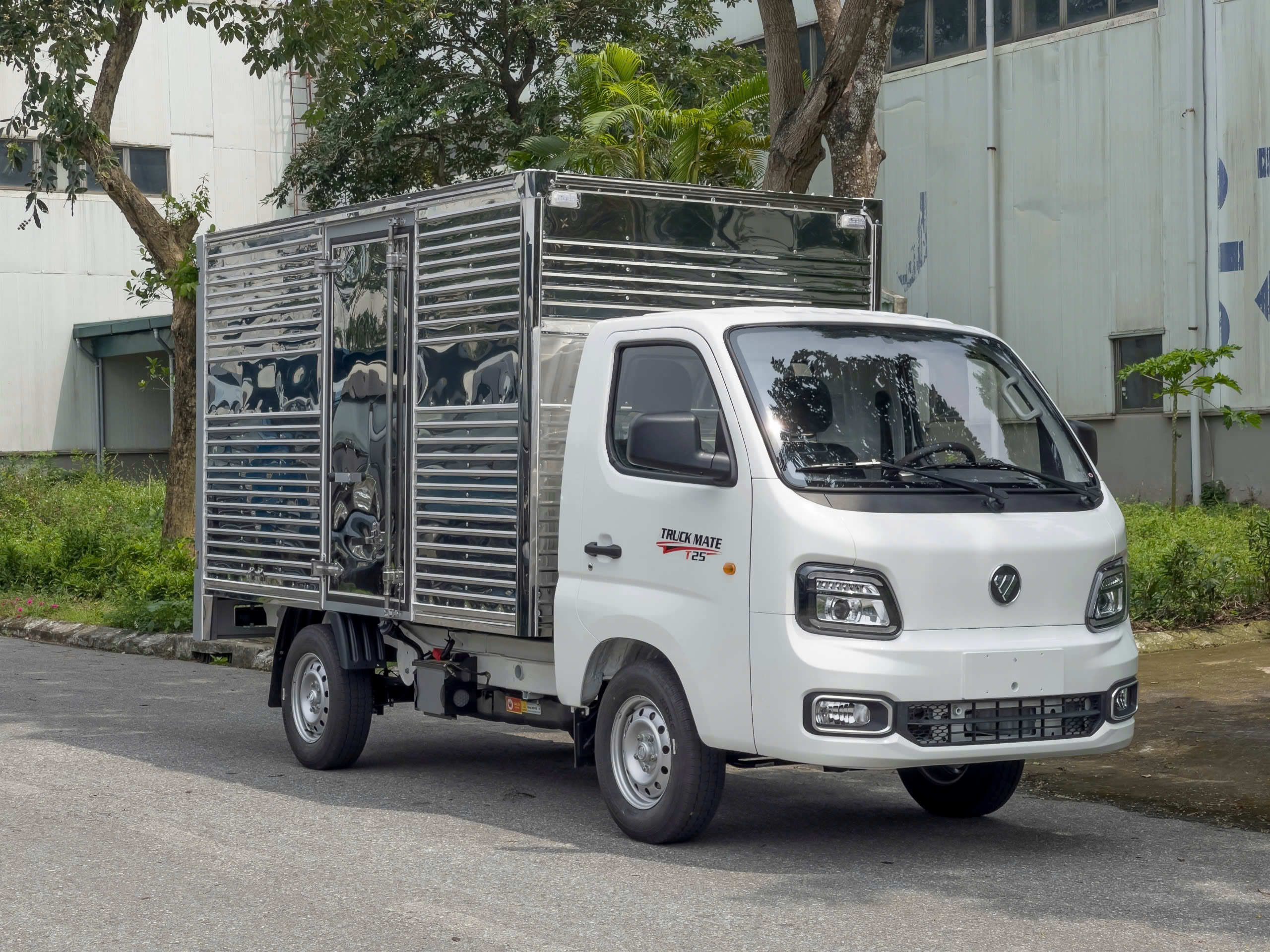 Tặng gói dịch vụ đặc biệt cho Foton T25